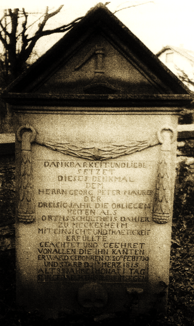 Grabmal Schultheiß Maurer.png