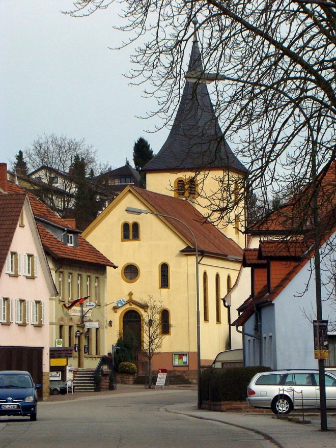 800px-wiesenbach-evang-kirche2