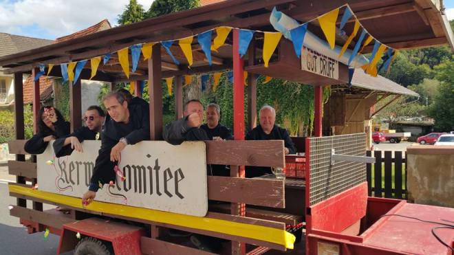 21463289_1867745459907536_1455516781036460996_n